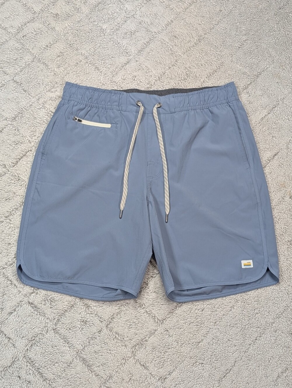 Vuori Shorts Mens M Blue Chambray Banks Unlined 7” Casual Active V330